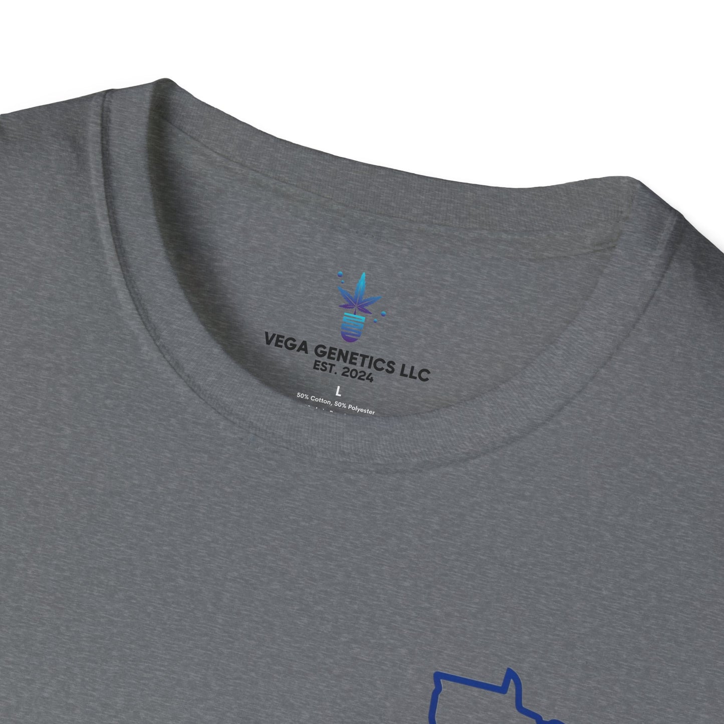 Minnesota Outline Vega Print Unisex Softstyle T-Shirt - Stylish MN State Love Tee, Casual Wear, Travel Souvenir, Great Gift for Locals & Visitors